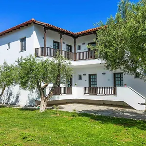 Eleon Suites Άφυτος