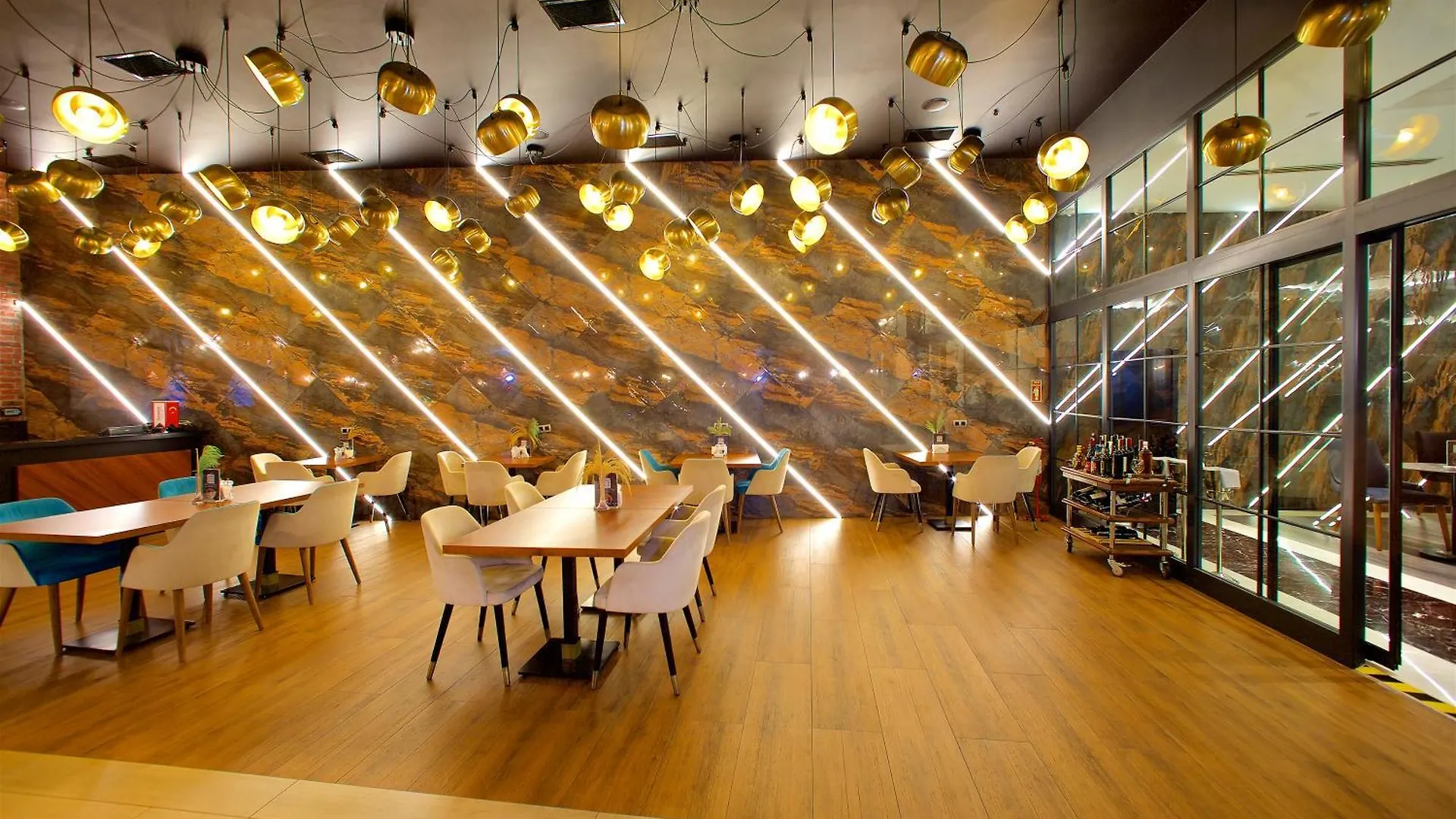 Ramada By Wyndham Istanbul Merter 5*,  تركيا